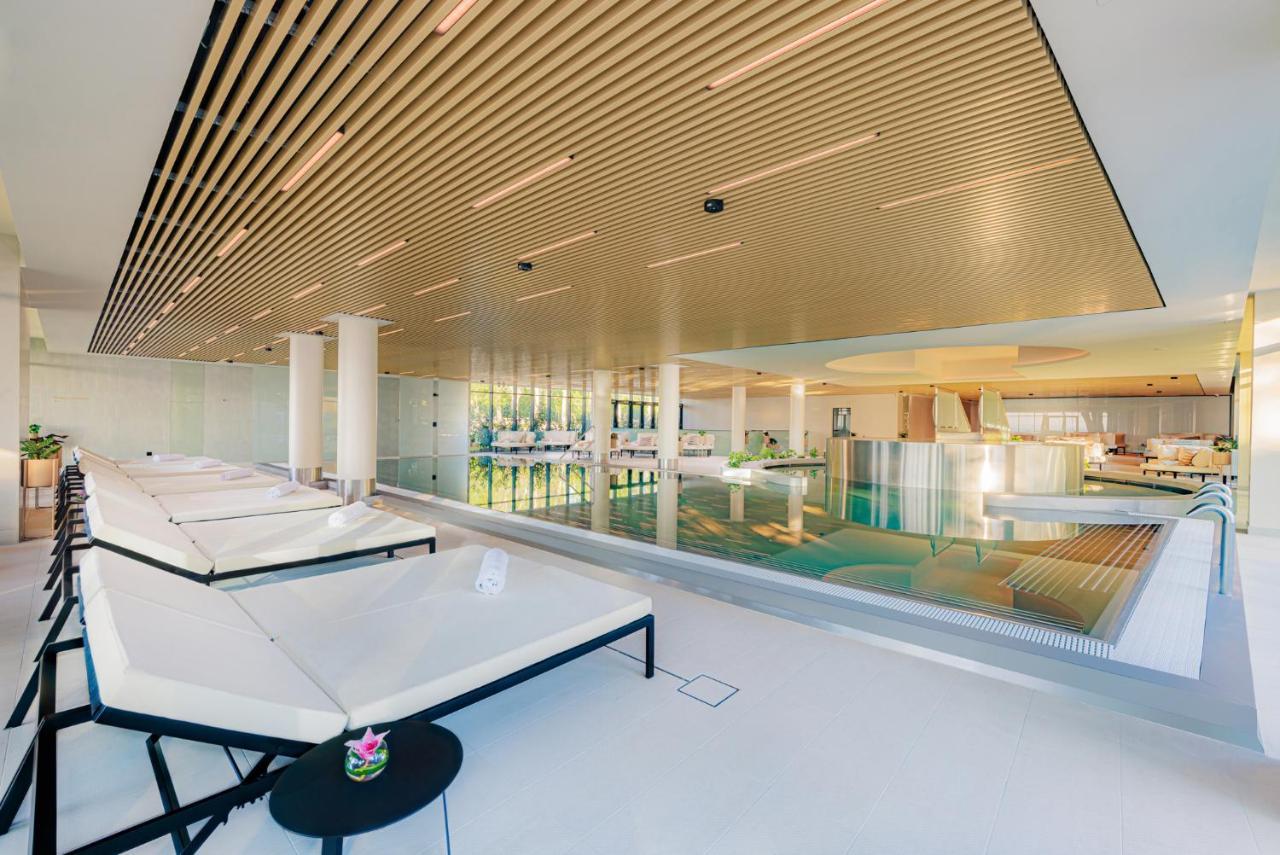 באלאטונפורד Lua Resort - Adults Only מראה חיצוני תמונה The interior of the hotel
