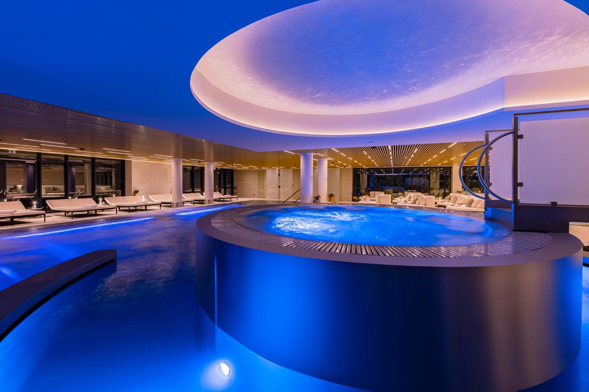 באלאטונפורד Lua Resort - Adults Only מראה חיצוני תמונה The spa at the InterContinental Budapest