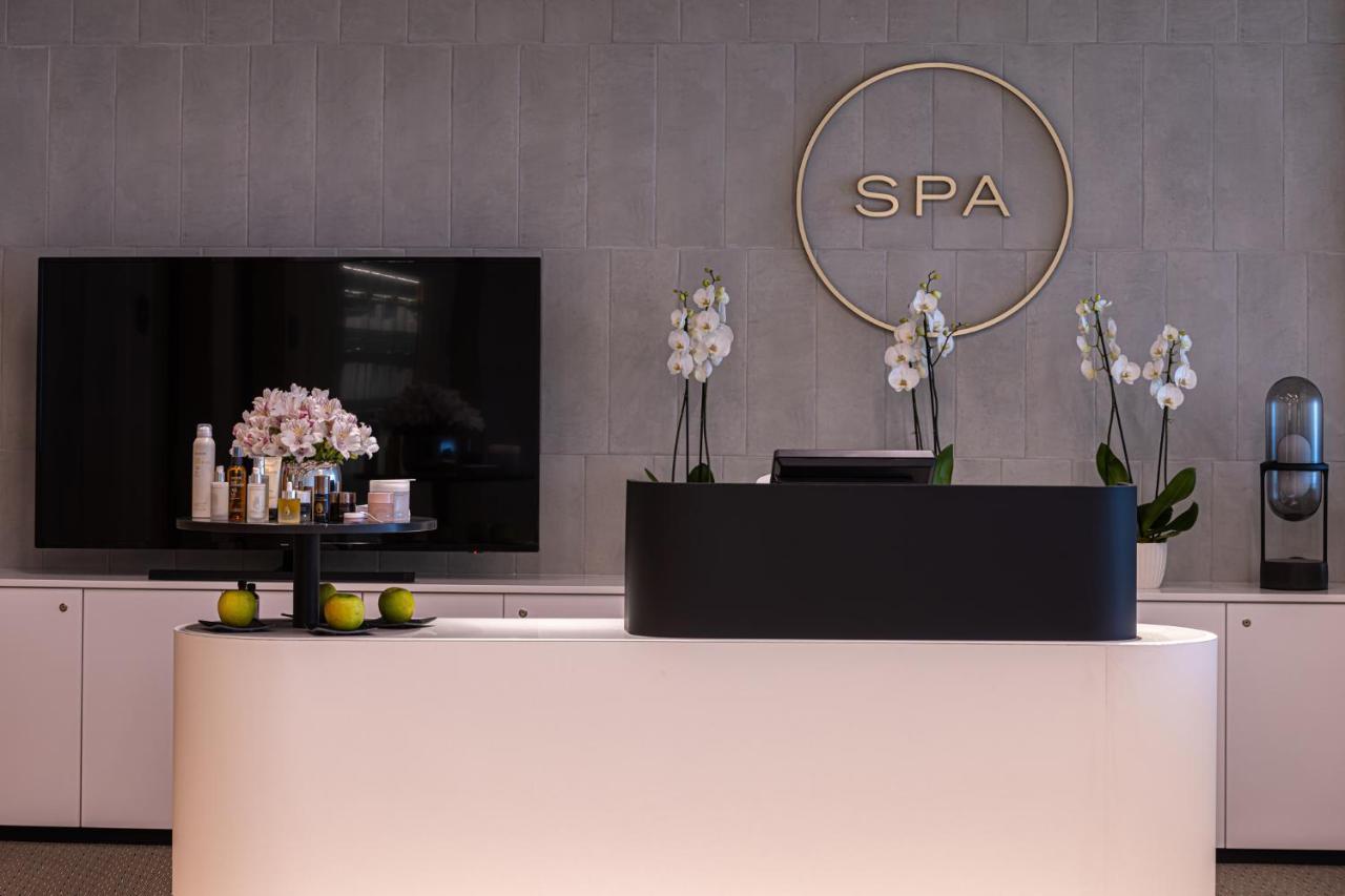 באלאטונפורד Lua Resort - Adults Only מראה חיצוני תמונה Spa reception desk