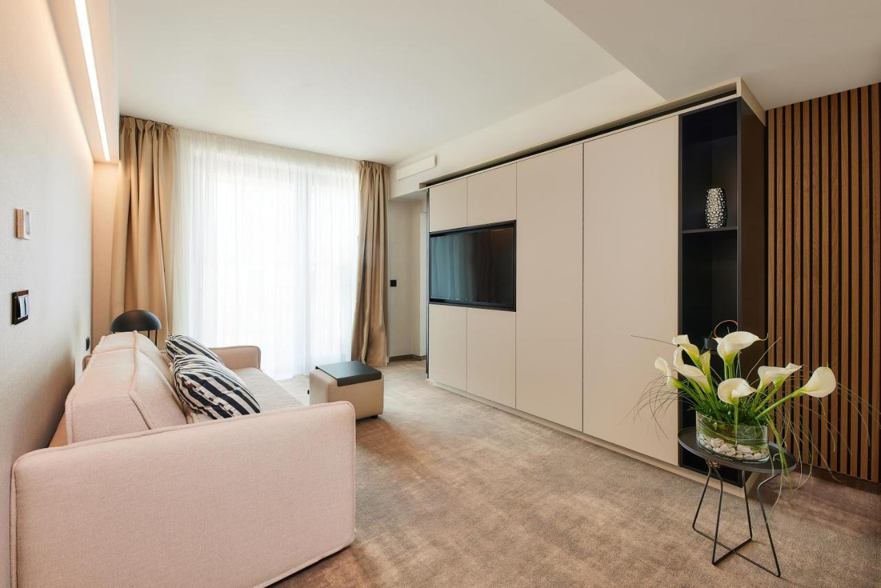 באלאטונפורד Lua Resort - Adults Only מראה חיצוני תמונה A suite at the hotel